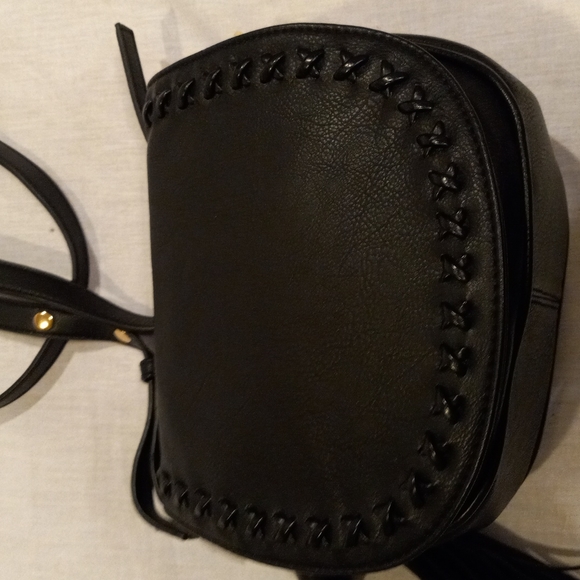 Saddle Purse - Picture 2 of 11
